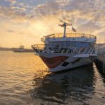 croisiere de luxe sur un petit bateau