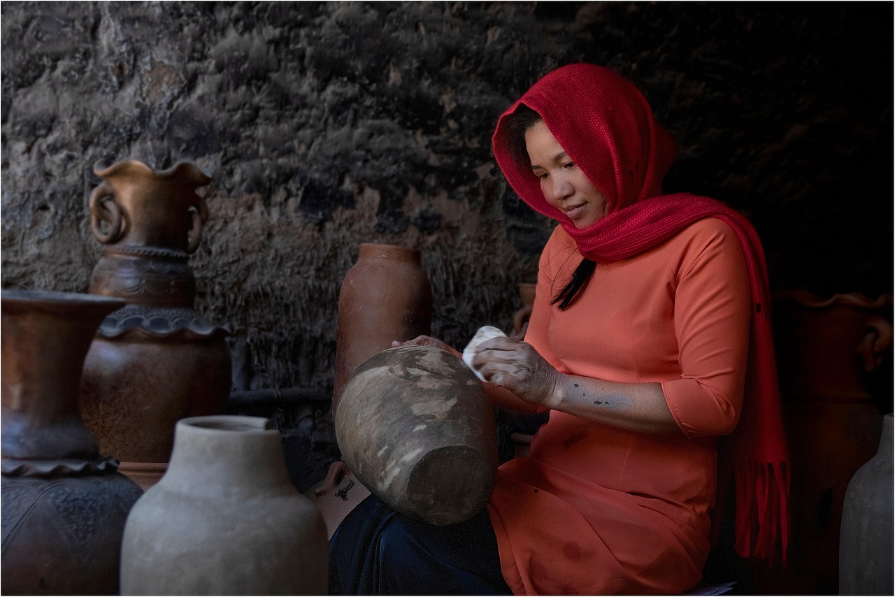découvrez l'univers des artisans, des créateurs passionnés qui mettent leur savoir-faire au service de la qualité et de l'authenticité. que ce soit dans l'artisanat traditionnel ou moderne, profitez de produits uniques faits main qui enrichissent votre quotidien.