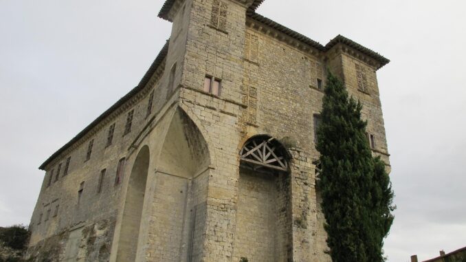 gascony découvrez la gascogne, une région enchanteresse du sud-ouest de la france, célèbre pour sa gastronomie savoureuse, ses paysages pittoresques, et son riche patrimoine culturel. partez à l'aventure à travers ses villages charmants, ses vignobles renommés et la douceur de vivre qui y règne.