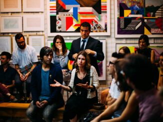 La Communication Information Non Limitée : Défis et Opportunités à l'Ère Numérique